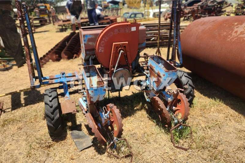 Planting and seeding equipment in [region] on AgriMag Marketplace