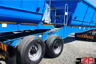 CIMC Trailers Side tipper CIMC 45 CUBE SIDE TIPPER TRAILER 2017 for sale by ZA Trucks and Trailers Sales | AgriMag Marketplace