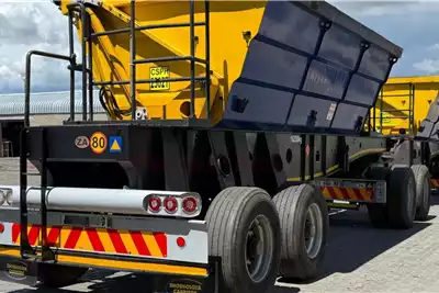 Afrit Side tipper 25 Cube Side Tipper Link 2014 for sale by Truck World | Truck & Trailer Marketplace