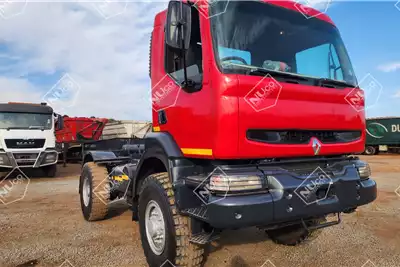 Renault Truck tractors KERAX 420 DCI 4X4 2004 for sale by Nuco Auctioneers | AgriMag Marketplace