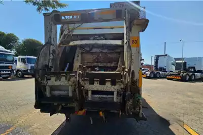 UD Garbage trucks CWE 330 2019 for sale by Pomona Road Truck Sales | Truck & Trailer Marketplace