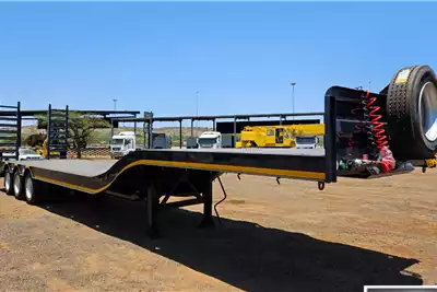 Lowbed trailers UBT TRI AXLE SEMI STEPDECK LOWBED WITH RAMPS 2024 for sale by WCT Auctions Pty Ltd  | AgriMag Marketplace