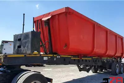 Afrit Trailers Sand sloper AFRIT 30 CUBE TRI AXLE SLOPER 2007 for sale by ZA Trucks and Trailers Sales | AgriMag Marketplace