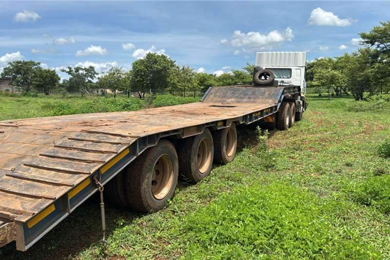 Lowbed trailers TOHF Lowbed 42 Ton Trailer