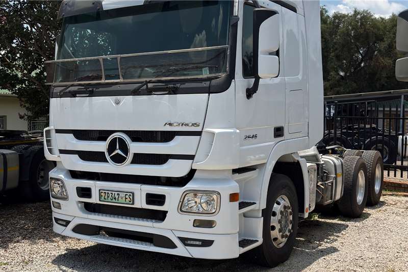 Mercedes Benz Truck tractors Double axle Actros 2646 2017