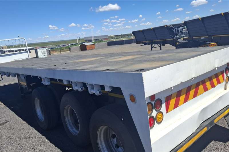 Trucks and Trailers in [region] on AgriMag Marketplace