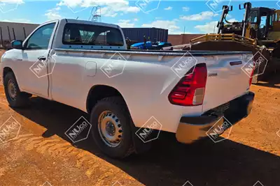 Toyota LDVs & panel vans HILUX 2.4 GD 6 SR SINGLE CAB 4X4 MANUAL DIESEL 2018 for sale by Nuco Auctioneers | Truck & Trailer Marketplace