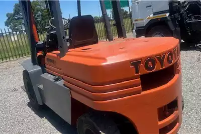 Toyota Forklifts FD40 for sale by Randfontein Truck Salvage | AgriMag Marketplace