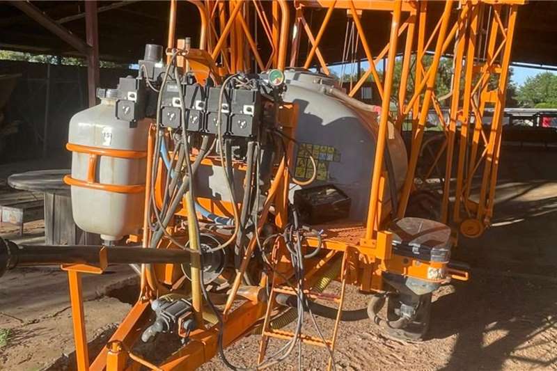 [application] Spraying equipment in South Africa on AgriMag Marketplace