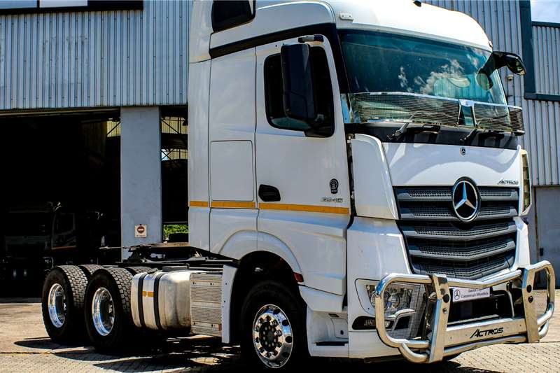  [application] Truck tractors on offer in South Africa on AgriMag Marketplace