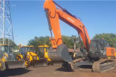 Hitachi Excavators Zaxes 330LC 2015 for sale by WE BUY TLBs | Truck & Trailer Marketplace