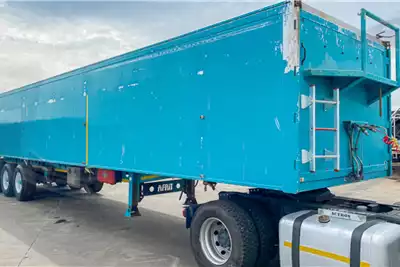 Agricultural trailers Grain trailers Afrit Walking floor 65m³ 2016 for sale by Impala Truck Sales | Truck & Trailer Marketplace