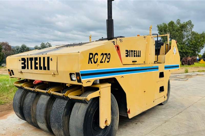 Bitelli Roller BITELLI RG279 PNEUMATIC TYRE ROLLER 1998