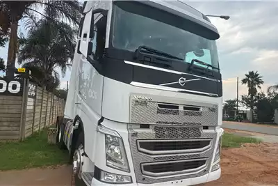 Volvo Truck tractors Double axle FH 480 VERSION 4 2019 for sale by Middle East Truck and Trailer   | Truck & Trailer Marketplace