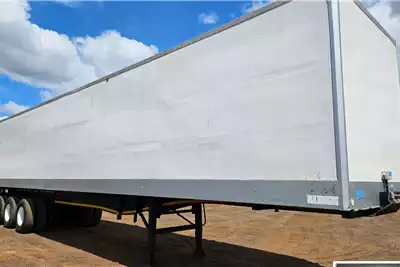 Henred Box trailer HENRED TRI AXLE VOLUME BODY TRAILER WITH TAIL LIFT 2013 for sale by WCT Auctions Pty Ltd  | Truck & Trailer Marketplace