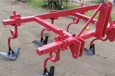 Other Tillage equipment Cultivators 5 Teeth Chisel Plough 2025 for sale by Vincs se Dinge | AgriMag Marketplace