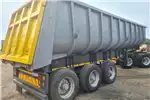 Paramount Tri-Axle trailers SLOPER 2009 for sale by MRJ Transport cc | Truck & Trailer Marketplace