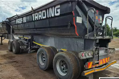 SA Truck Bodies Trailers SA TRUCK BODIES SIDE TIPPER LINK 2016 for sale by WCT Auctions Pty Ltd  | AgriMag Marketplace