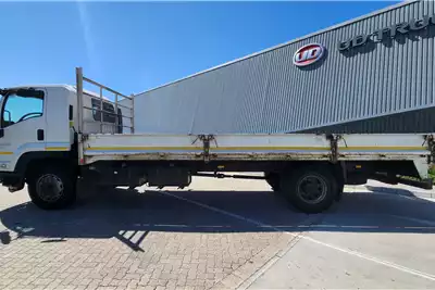 Isuzu Dropside trucks FTR850 4x2 AMTDropside Truck 2015 for sale by UD Trucks Cape Town | Truck & Trailer Marketplace