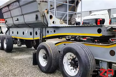 Afrit Side tipper AFRIT 25 CUBE SIDE TIPPER LINKS 2020 for sale by ZA Trucks and Trailers Sales | AgriMag Marketplace