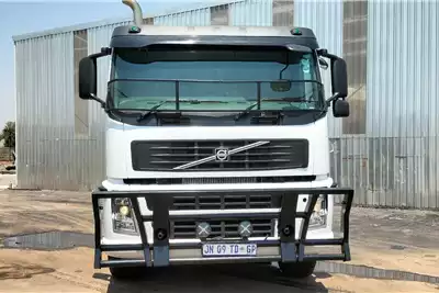 Volvo Truck tractors Double axle VOLVO FM 400 2008 for sale by MT Car and Truck Auctioneers | AgriMag Marketplace