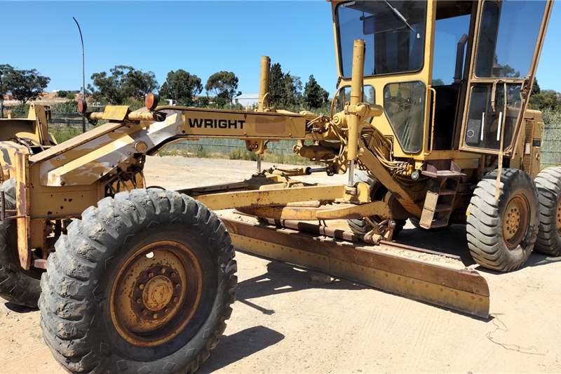 Caterpillar Graders Caterpillar 120G 1989