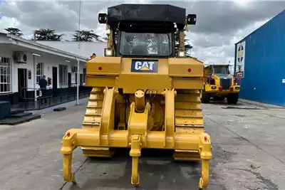 Caterpillar Dozers D6R Dozer 2015 for sale by BLC Plant Company | Truck & Trailer Marketplace