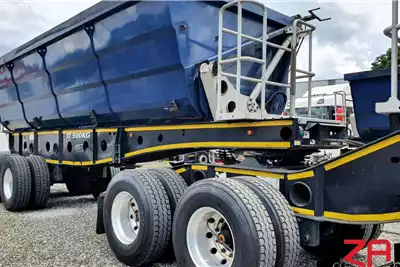 Afrit Side tipper AFRIT 45 CUBE SIDE TIPPER TRAILER 2022 for sale by ZA Trucks and Trailers Sales | AgriMag Marketplace