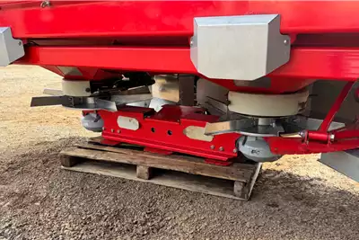 Vicon Spreaders 3 point spreaders Exacta  TL Geo Precision Spreader for sale by Discount Implements | AgriMag Marketplace