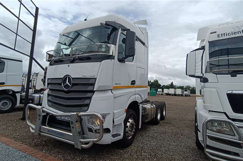  [application] Truck tractors on offer in South Africa on AgriMag Marketplace