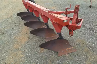 Agri Tech Tillage equipment Ploughs Agritech 5 skaar ploeg for sale by R64 Trade | AgriMag Marketplace