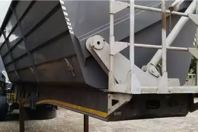 PRBB Side tipper PRBB 45 Cube Side Tipper Link 2024 for sale by CH Truck Sales | AgriMag Marketplace