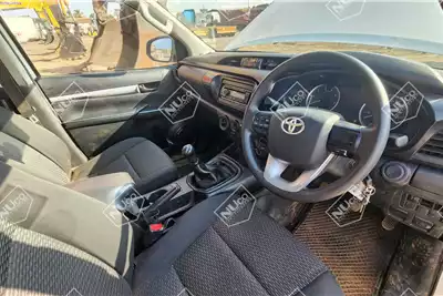 Toyota LDVs & panel vans HILUX 2.4 GD 6 SR 4X4 DOUBLE CAB MANUAL DIESEL 2018 for sale by Nuco Auctioneers | Truck & Trailer Marketplace