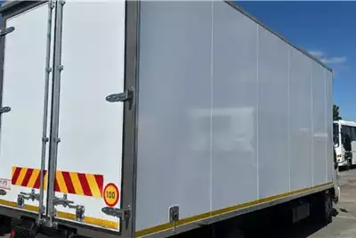 Hino Box trucks 916 Manual with  Volume Van Body and Tail Lift 2025 for sale by Hino East Rand | AgriMag Marketplace