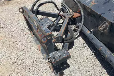 CAT Machinery spares BA18 BROOM ATTACHMENT for sale by Nuco Auctioneers | AgriMag Marketplace