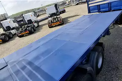 Henred Flatdeck trailer LINK FLATDECK TRAILER 2001 for sale by The Truck Man | Truck & Trailer Marketplace