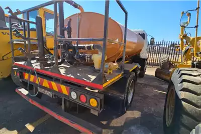 Fuso Water bowser trucks FM15 253 6000L 2008 for sale by Pomona Road Truck Sales | AgriMag Marketplace