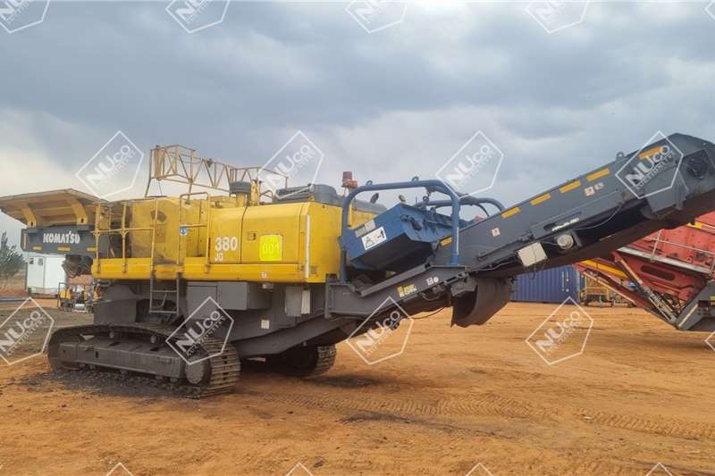 Komatsu Crushers BR850J