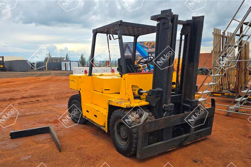 TCM Forklifts FORKLIFT