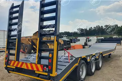 Lowbeds UBT TRI AXLE STEPDECK LOWBED TRAILER 2025 for sale by Nuco Auctioneers | Truck & Trailer Marketplace