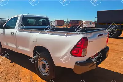 Toyota LDVs & panel vans HILUX 2.4 GD 6 SR SINGLE CAB 4X4 MANUAL DIESEL 2018 for sale by Nuco Auctioneers | Truck & Trailer Marketplace