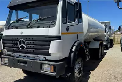 Mercedes Benz Water bowser trucks 26.29 Water Tanker 16000 Ltr Hydraulick pump 1996 for sale by Boschies cc | Truck & Trailer Marketplace