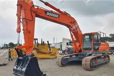 Doosan Excavators DX300LCA for sale by Nuco Auctioneers | AgriMag Marketplace