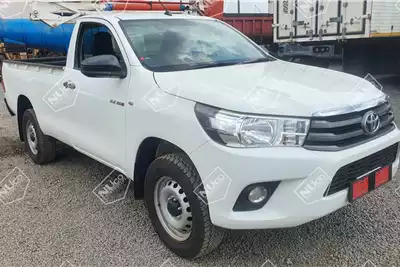 Toyota LDVs & panel vans HILUX 2.4 GD 6 SR SINGLE CAB 4X4 MANUAL DIESEL 2018 for sale by Nuco Auctioneers | Truck & Trailer Marketplace