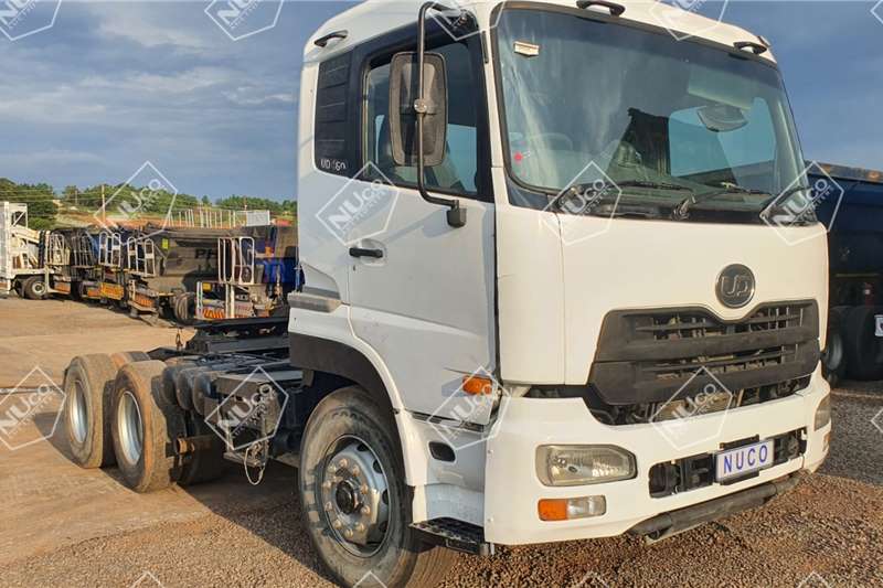 Nissan Truck tractors QUON GW26.460 6X4 2008