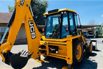 JCB TLBs 3DX PLUS 4X4 TLB 2024 for sale by Vendel Equipment Sales Pty Ltd | Truck & Trailer Marketplace