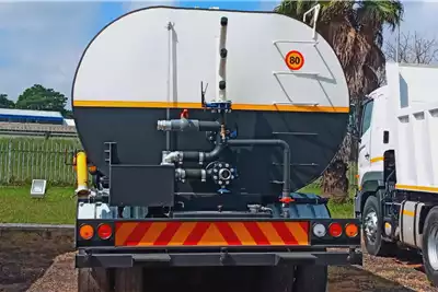 Nissan Water bowser trucks NISSAN UD QUON GW 26 450 6X4 18000L WATER TANKER 2017 for sale by Country Wide Truck Sales | AgriMag Marketplace