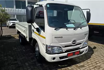 Hino Truck tractors Hino 300 614, dropside 2015 for sale by Hino Isando | Truck & Trailer Marketplace