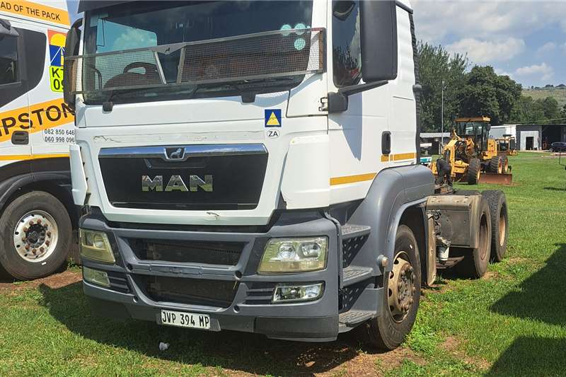 [make] Truck tractors in South Africa on AgriMag Marketplace