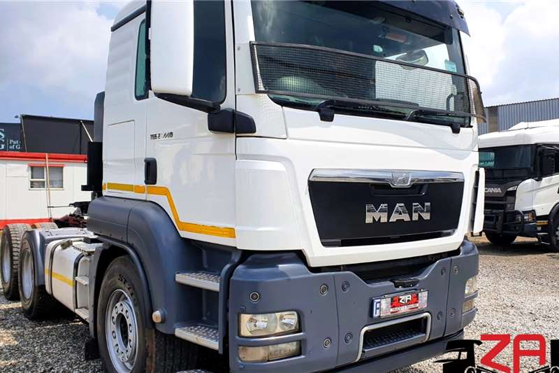 [make] Truck tractors in South Africa on AgriMag Marketplace